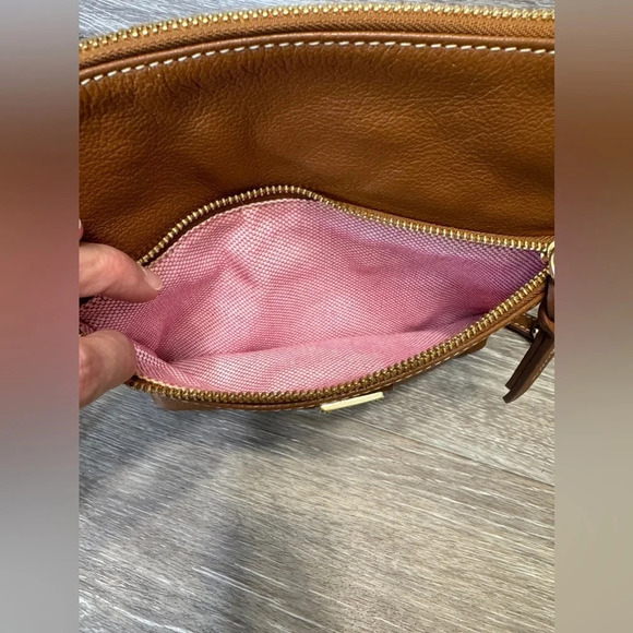 Dooney & Bourke brown pebble grain leather crossbody Y2k - Picture 11 of 15